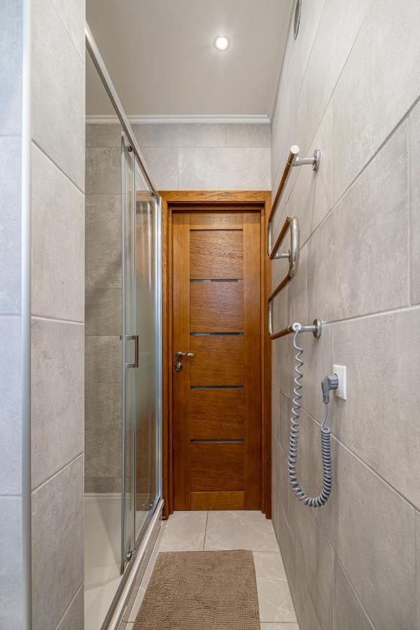 Top-Floor Studio With Courtyard View In Unesco Area, Murnieku Street Residence Riga Exterior foto